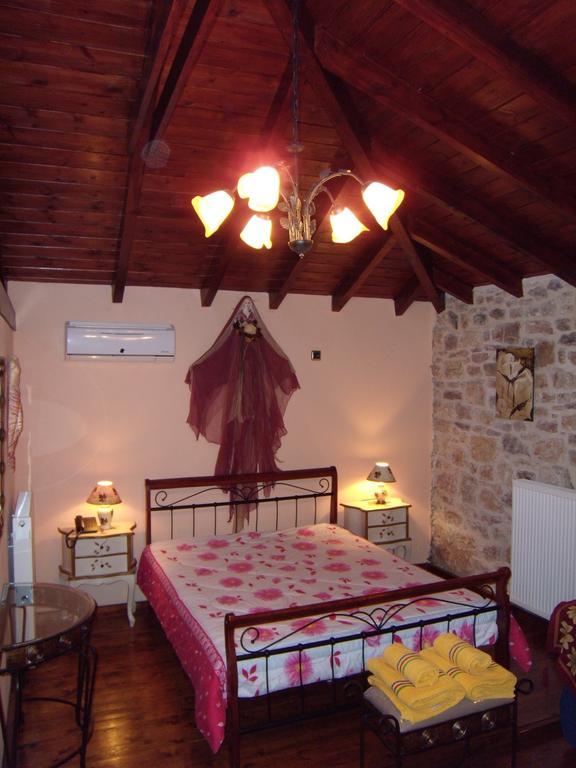 Arhontiko Kordopati Traditional Guesthouse Daras Oda fotoğraf